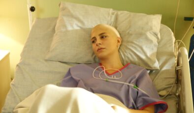 Kanserle mücadele dayanışması sinemada Demir Kadın Neslican