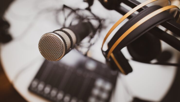 Podcast haber medyasını nasıl dönüştürüyor?