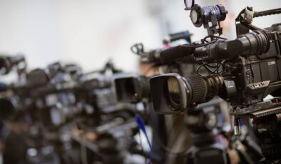 Plazalardan yerele kadın gazeteciler: Kadın gazeteciler nasıl ayrıma uğruyor?