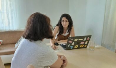 Kadının fıtratına uygun iş kölelik mi?