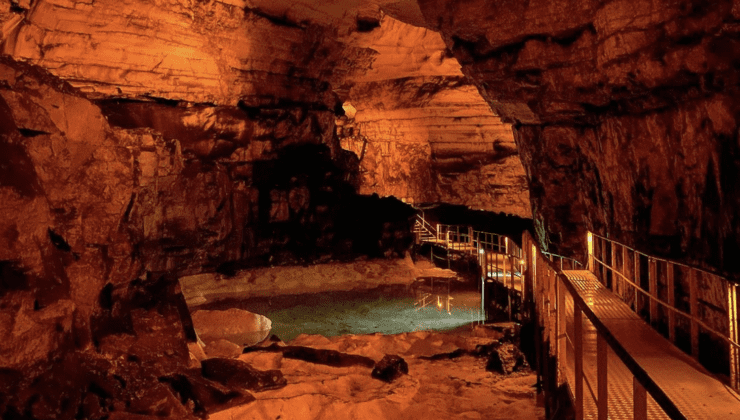 Torosların doğa harikası: ‘Tınaztepe Mağarası’ keşfedilmeyi bekliyor