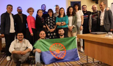 Roman haberlerinde nefret diline karşı rehber