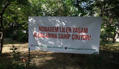 Acıbadem sakinleri ağaç nöbetini sürdürüyor