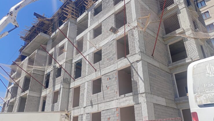 İş kazalarında inşaat başı çekiyor: Vanlı gençler “ölümüne” çalışıyor