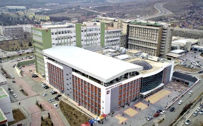 Elazığ’da üniversite hastanesi tartışması: “Vatandaş özel hastanelere mahkum olmasın”
