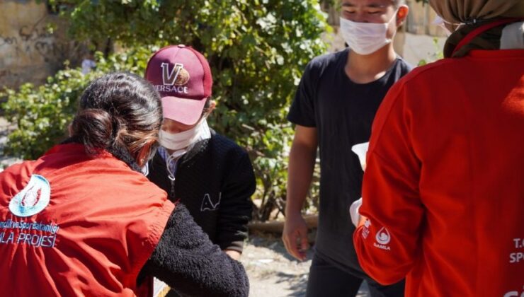 Bir tabak yemek, bir komşuluk hikayesi: Yurttan mahalleye uzanan dayanışma