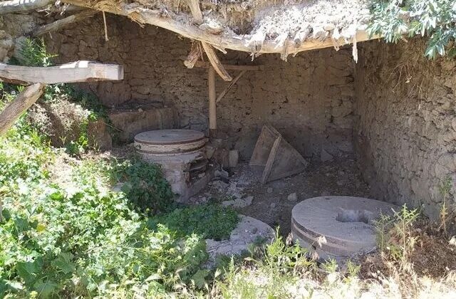 Urartulardan kalan miras yok oluyor: Gürpınar’ın “40 Değirmeni” talan ediliyor