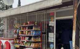 Küçük esnaf yavaş yavaş bitiyor