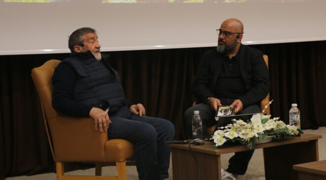 Gazeteci Coşkun Aral deneyimlerini gazeteci adaylarıyla paylaştı: “Cesur ve meraklı olun”