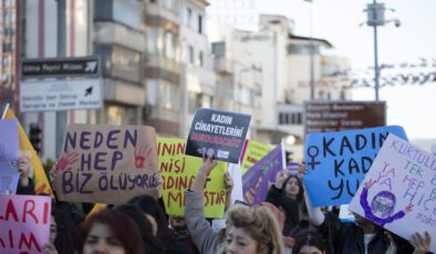 Gaziantep’te kadınlar 8 Mart için sokaktaydı: “Karanlığa teslim olmayacağız”