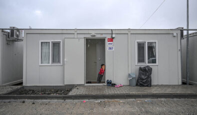 “Antakya’da ölenler depremi bir kez gördü, kalanlar hala felaketi yaşıyor”