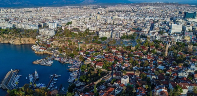 Hızlı betonlaşan Antalya’da iklim alarm veriyor