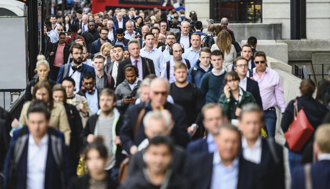 TÜİK mutluluk diyor, sokak başka bir şey söylüyor