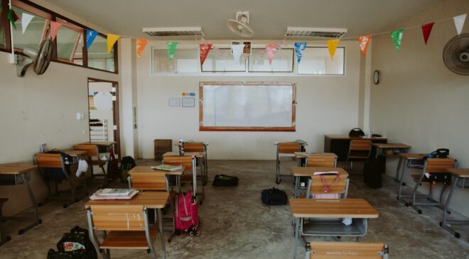 Eğitimde tasarrufun bedelini öğretmenler ödüyor