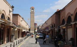 “Büyük Saat Çarşısı araç trafiğine kapatılsın”