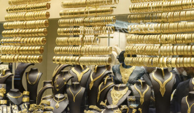 Altın fiyatları düşünce kuyumcular doldu taştı