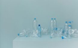 Su zannediyoruz, plastik içiyoruz: Türkiye’de mikroplastik gerçeği