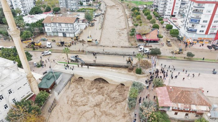 Sel ve su baskınları: Mersin betonlaşmanın bedelini ödüyor