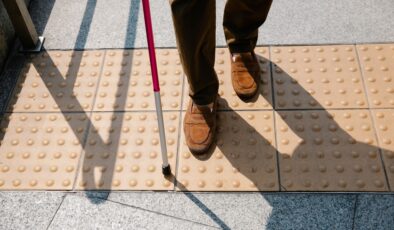Medya engellilere karşı nasıl iki uçlu bir yaklaşım içinde?