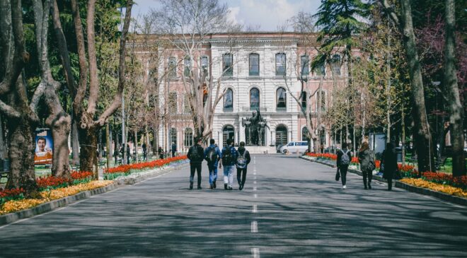 Taşradan büyükşehre gelen gençler yaşadıkları kültür şokunu anlattı