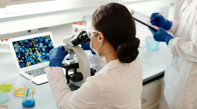 Tek bedende iki DNA sürprizi: Çocuğunun hem annesi hem dayısı