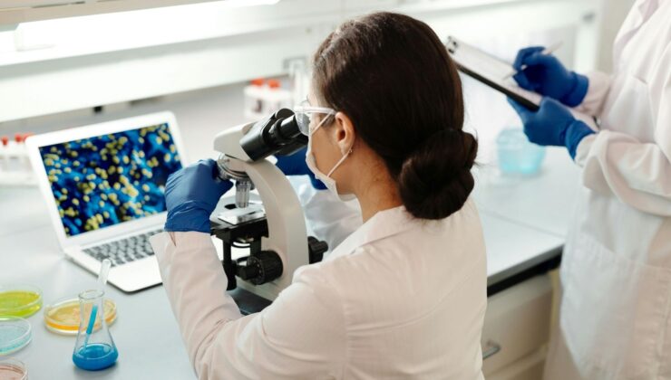 Tek bedende iki DNA sürprizi: Çocuğunun hem annesi hem dayısı