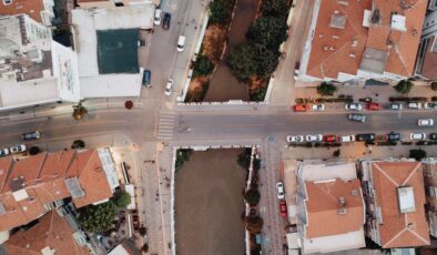 Eskişehir’de bozuk yollar vatandaşı yordu