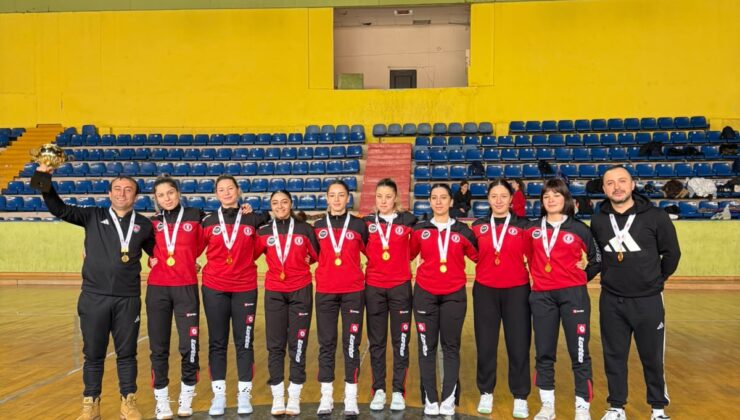 Hokeyin Muğla temsilcisi Ege Yıldızları, sponsor desteği bekliyor