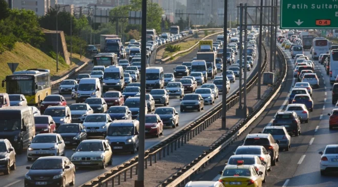 Trafik sigortasında denge bozuldu: Eski araçlarda prim yüksek