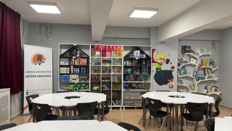 Mersin Üniversitesi’nden deprem bölgesi için kitap seferberliği