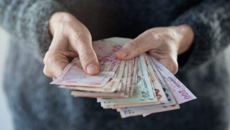 Emeklinin yeni aylığı açlık sınırının 12 bin lira altında