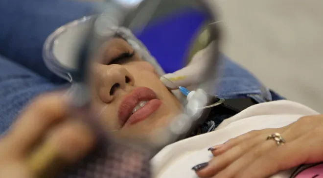 Sosyal medyanın estetik trendleri kliniklere taşınıyor