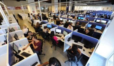 Taciz, mobbing, çaresizlik: Çağrı merkezi operatörleri hangi koşullarda çalışıyor?