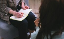 Terapinin tabuları: Psikolojik destek almaktan neden çekiniliyor?